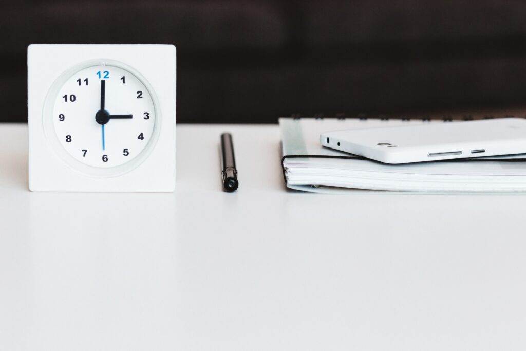 Perfect Timing: The Art of Strategically Releasing Your Press Release for Maximum Media Attention 2 freestocks vcPtHBqHnKk unsplash