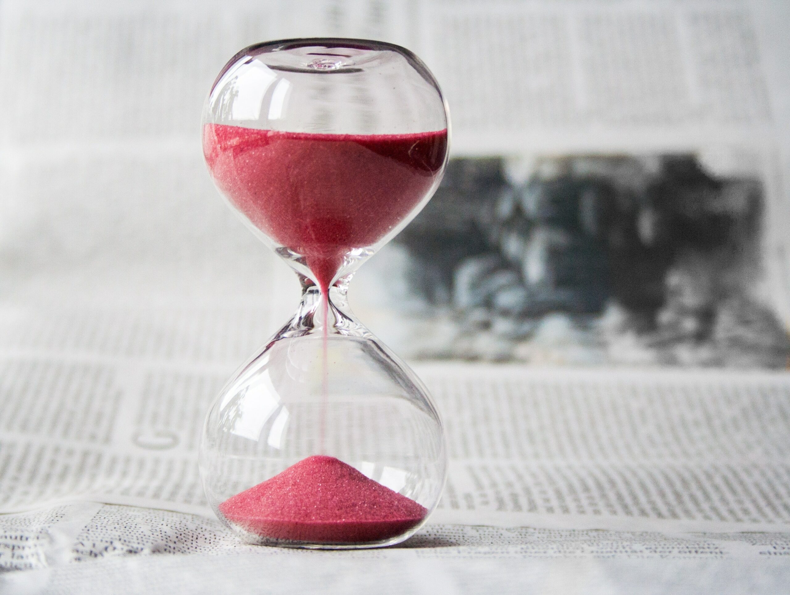 Perfect Timing: The Art of Strategically Releasing Your Press Release for Maximum Media Attention 1 pexels pixabay 39396 scaled