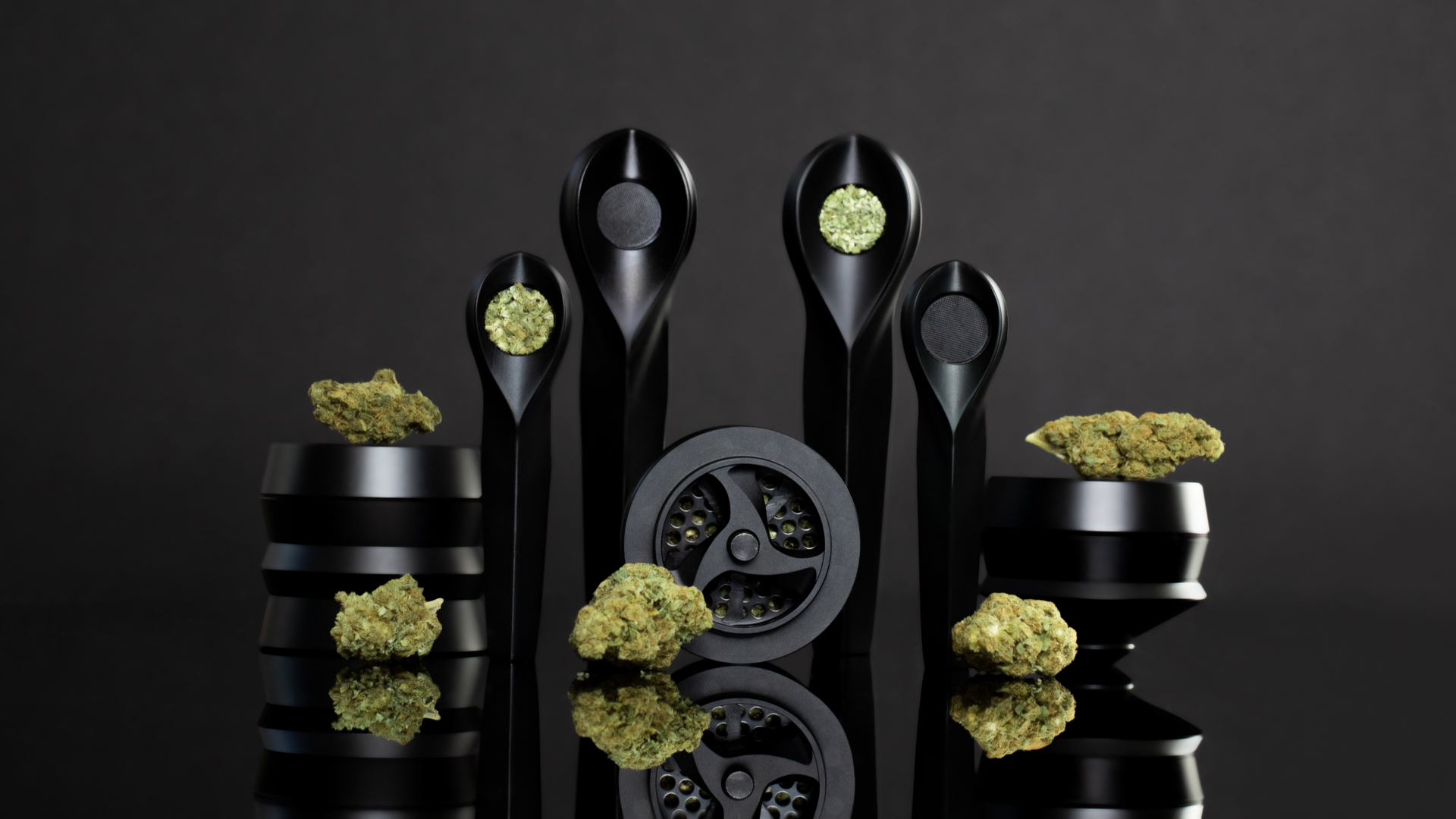 HØJ: Igniting a Revolution in the Cannabis World with Danish Design and Cutting-Edge Technology