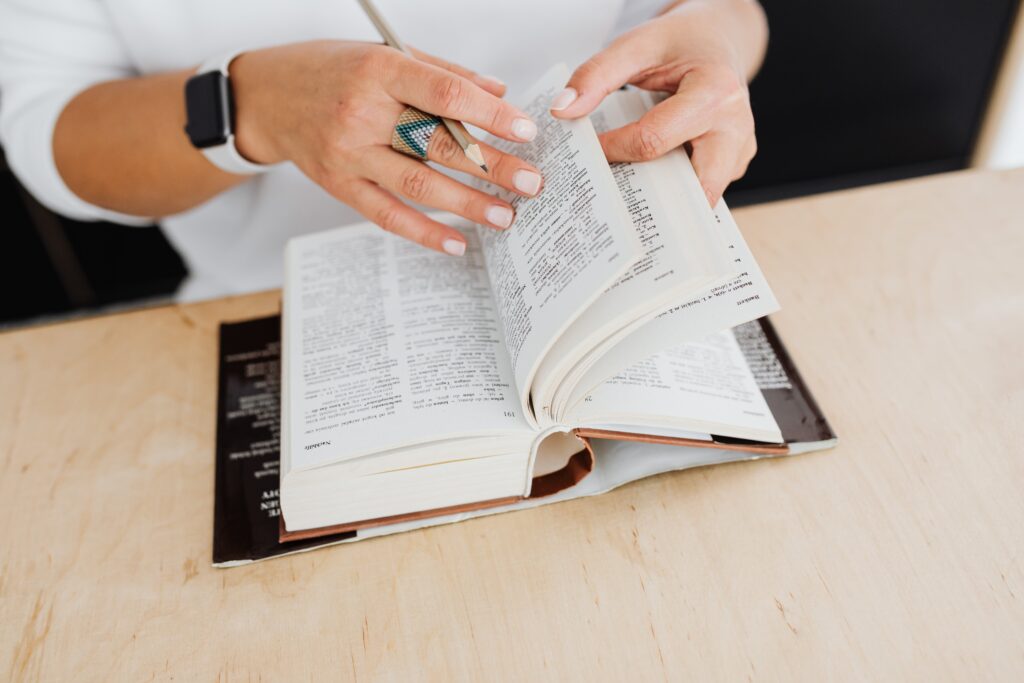 Navigating Cultural Differences when Running a Global PR Campaign 3 pexels karolina grabowska 5238117 1