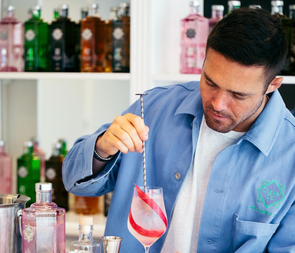 Tipsy Parties, the UK’s Leading Mobile Cocktail Activity Provider, Teams Up with CleanCo for Nationwide Non-Alcoholic Cocktail Classes